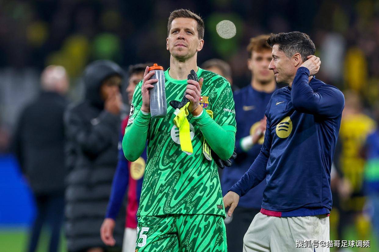 九游体育莱万多夫斯基焦点对战，萨拉赫与40激战巴塞罗那分钟，晋级下一阶段胜负难料！的简单介绍