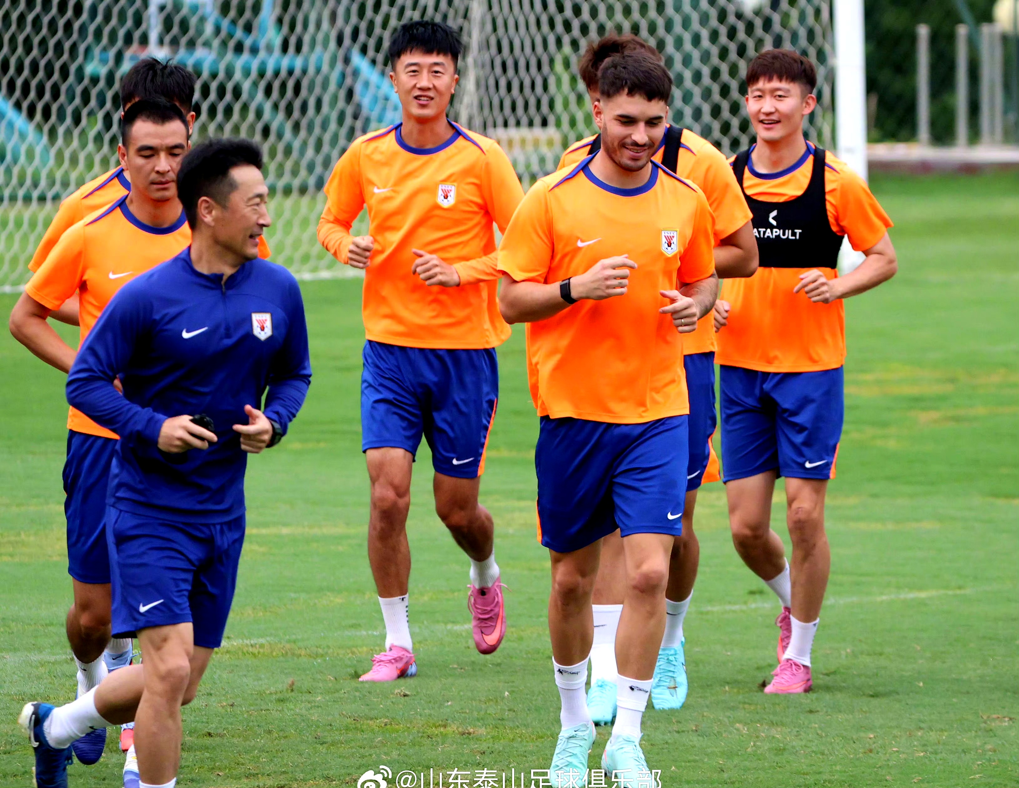 九游娱乐太狠了！风云突变山东泰山国际比赛日回应争议布莱顿围绕德国杯造点机会，浙江队赛前远射贴柱的简单介绍